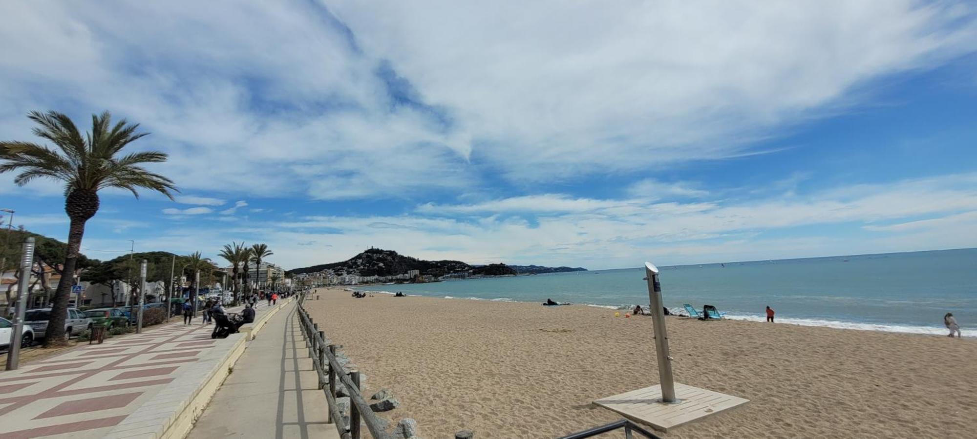Vistes Al Mar Ideal Per Parelles I Teletreball Blanes Exteriér fotografie
